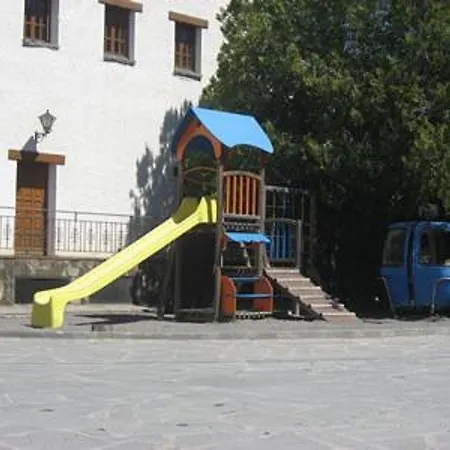 Anaya מלון