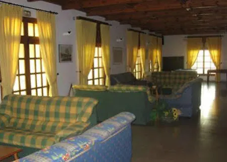 Anaya 3*